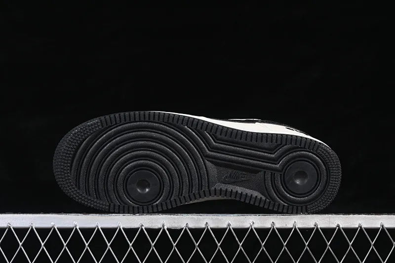 All categories Nk Air Force 1 Air Force series Nk Air Force 1 Low Air Force low-top Nike Air Force 1'07 Low Milky white with black Air Force 1 low-top casual sneakers LD1999-018